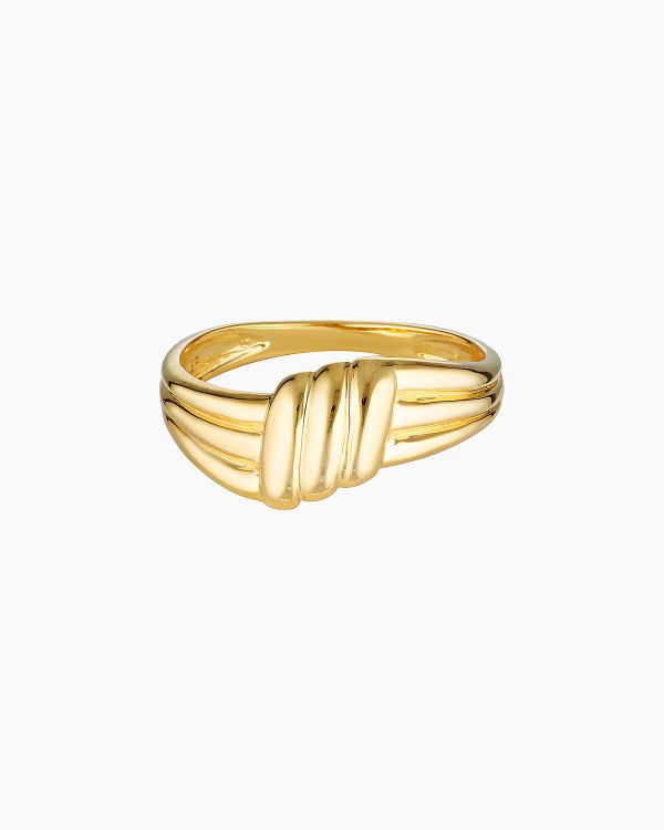 Product image of a vintage-inspired gold ring with a soft twisted knot design, shown on a white background. Designed for women seeking a minimalist gold ring for everyday wear, this image highlights a versatile stacking ring that offers a timeless, low-maintenance option for building an elegant jewellery collection.