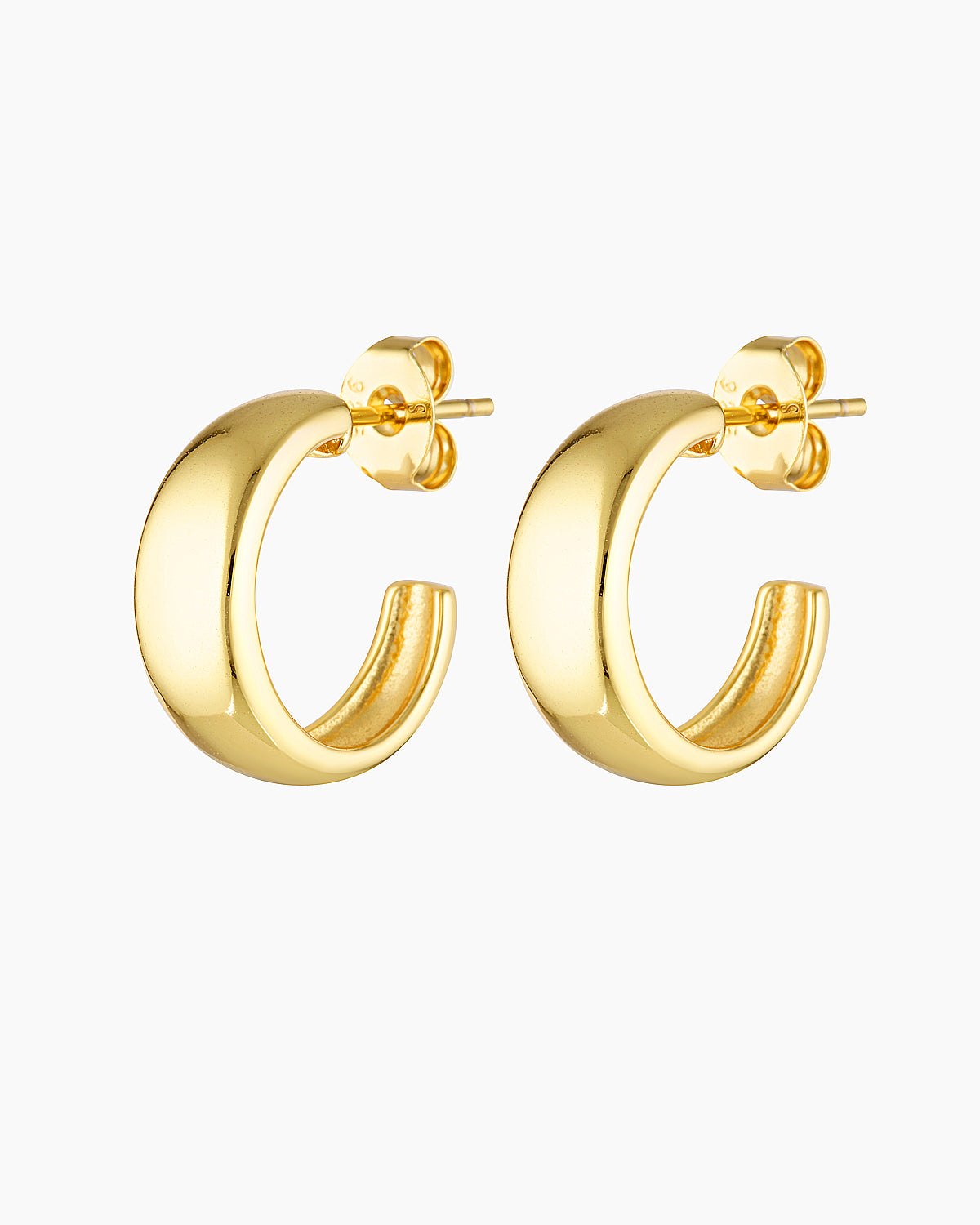 Gold Lina hoop earrings shown on a clean white background, featuring a small chunky open-hoop design with a smooth polished finish and butterfly back posts. Crafted with a solid sterling silver base and finished in 18k gold plating, these hypoallergenic gold hoop earrings are designed for women seeking elevated everyday jewellery that is comfortable for sensitive ears. Ideal for daily wear, work outfits, and minimalist styling, these small statement hoops solve the need for durable, timeless gold earrings t